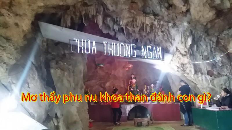 Mơ thấy phu nu khoa than đánh con gì?