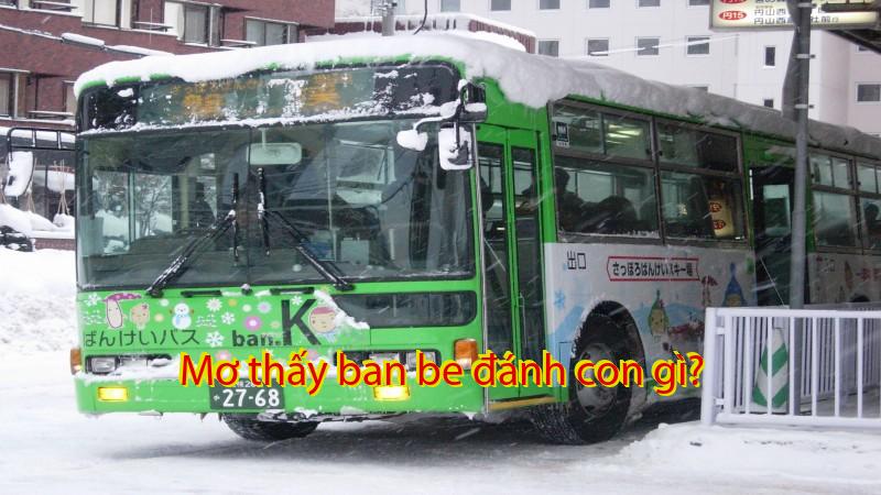 Mơ thấy ban be đánh con gì?